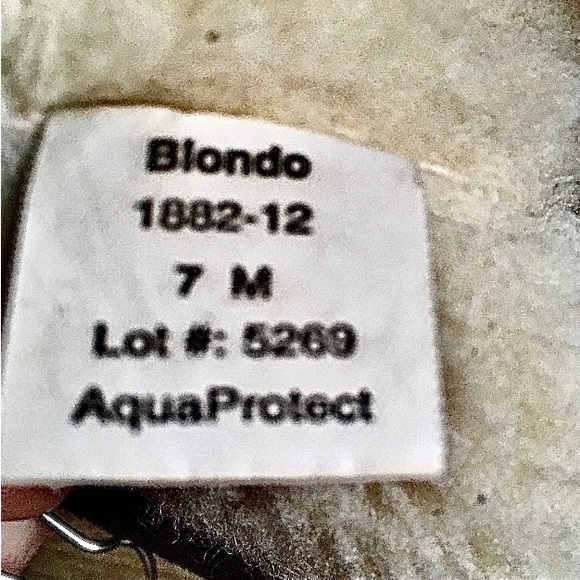 BLONDO Canada Women's Shearling Lined Brown Suede Zip-Up Winter Boots In size 7 - Picture 10 of 10